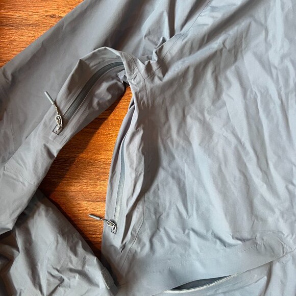 Strafe Nomad 3L Shell Jacket XXL. Like New. Worn Once. Waterproof & breathable. - Picture 3 of 10